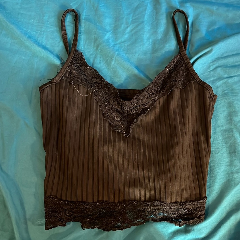 Lace crop tank
